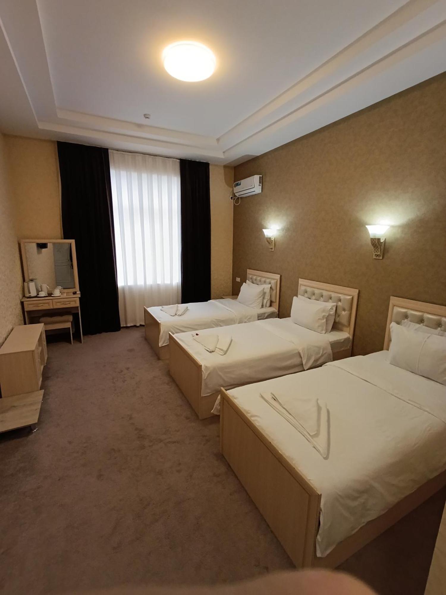 Grand Karavan Hotel Tashkent Ngoại thất bức ảnh