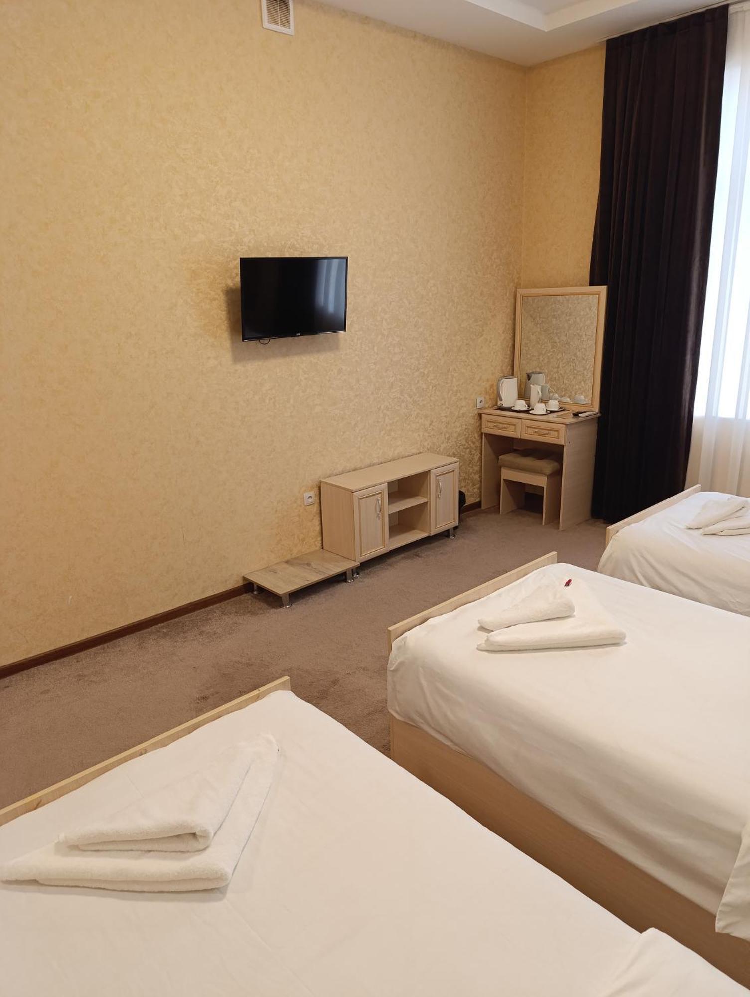 Grand Karavan Hotel Tashkent Ngoại thất bức ảnh