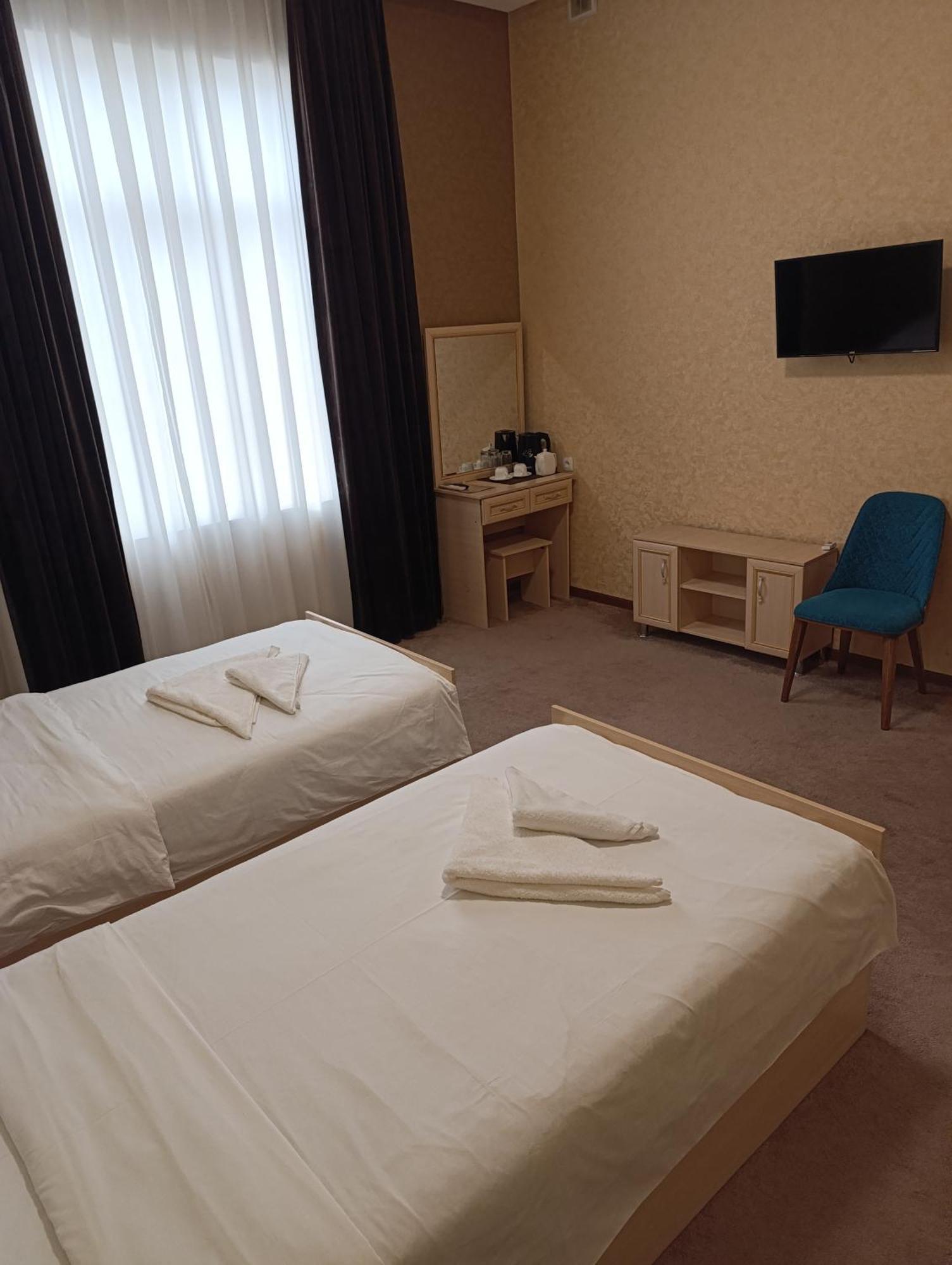 Grand Karavan Hotel Tashkent Ngoại thất bức ảnh